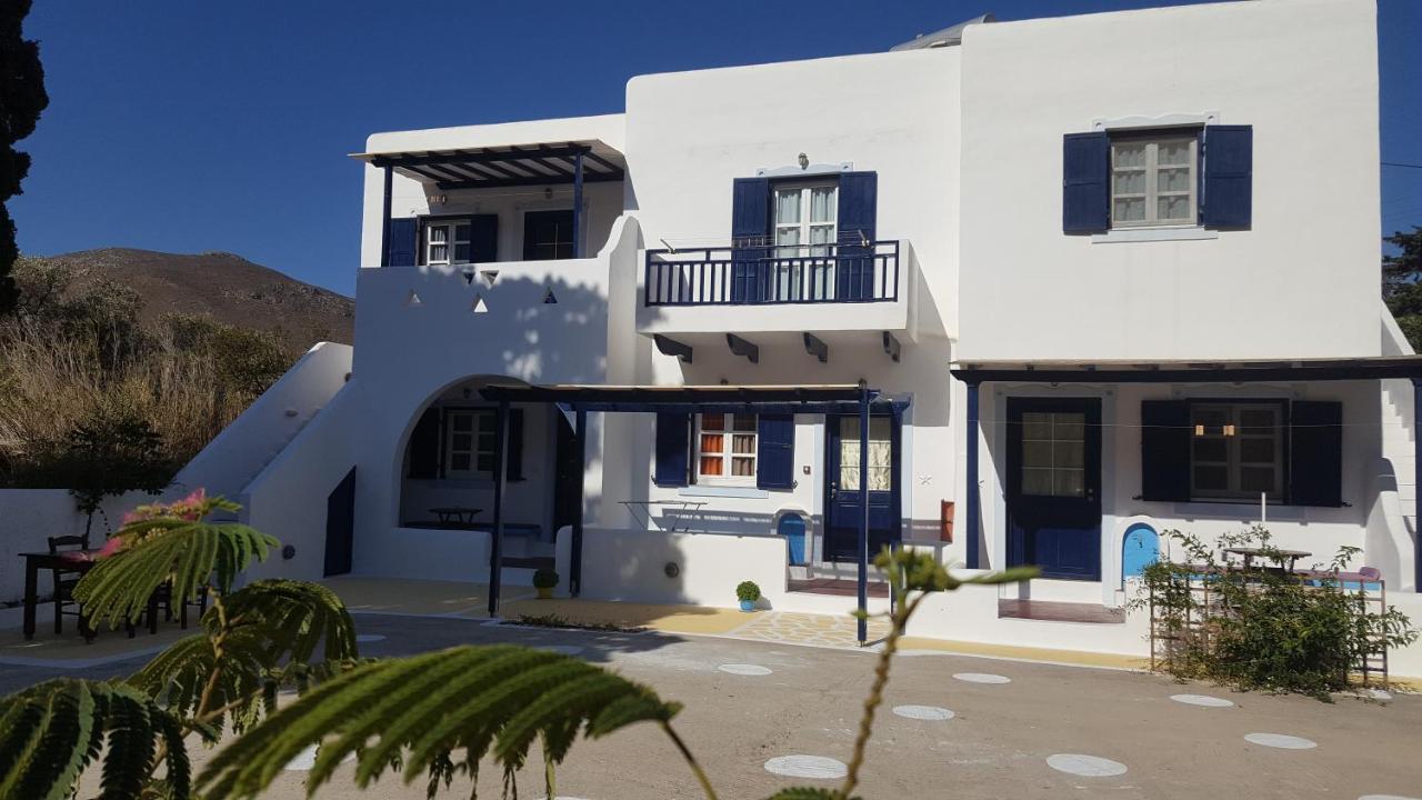 Ο Μπαξεσ Apartment Livadi  Екстериор снимка
