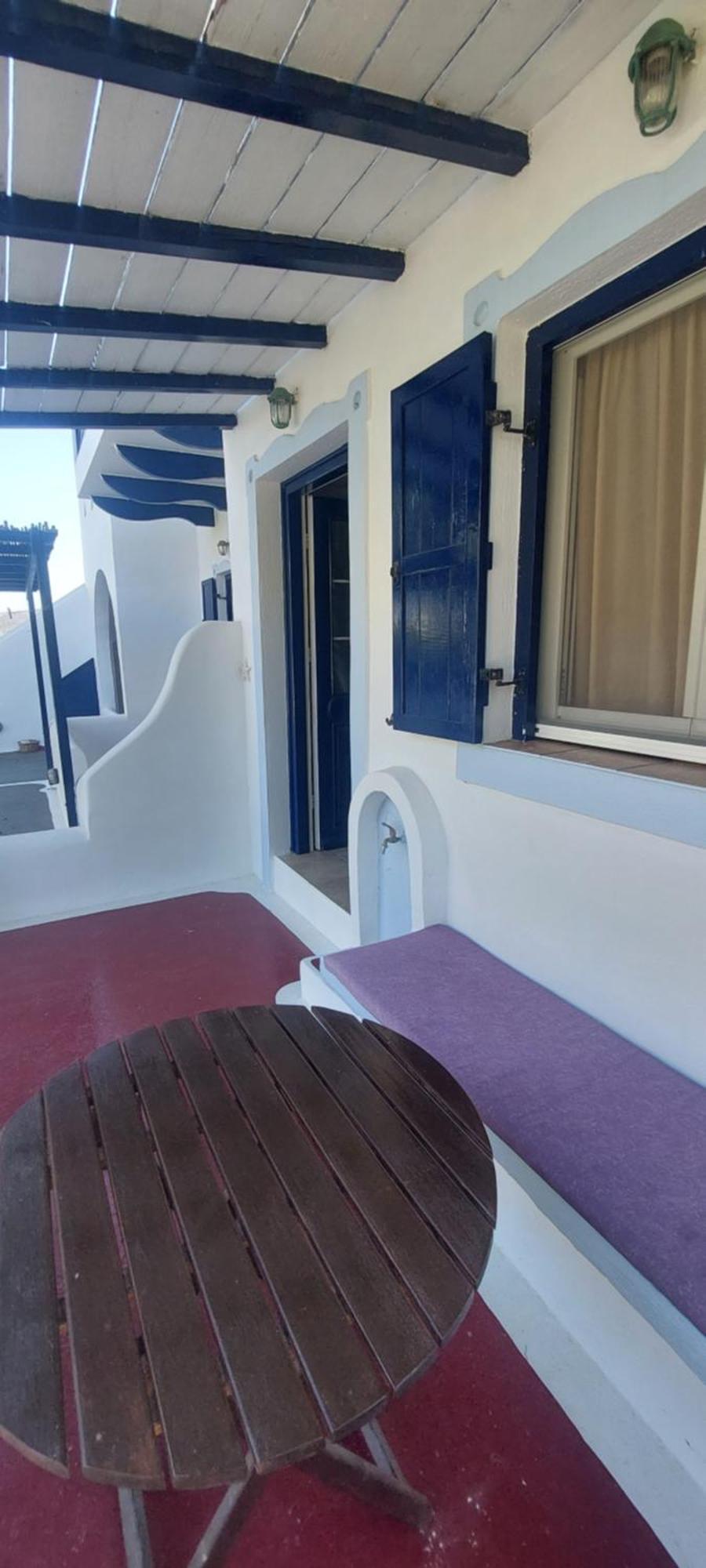 Ο Μπαξεσ Apartment Livadi  Екстериор снимка